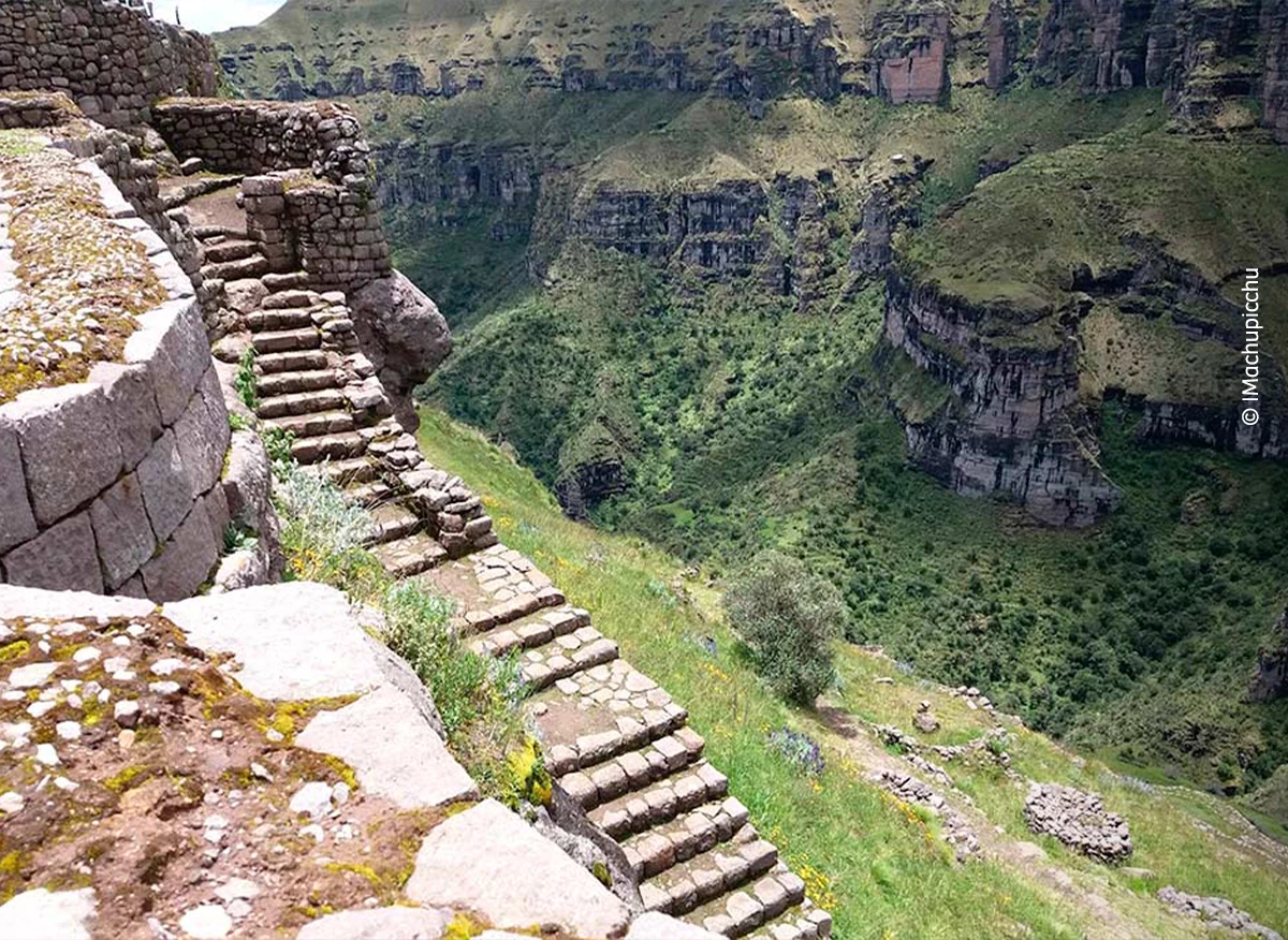 TREKKING A WAQRAPUKARA FD