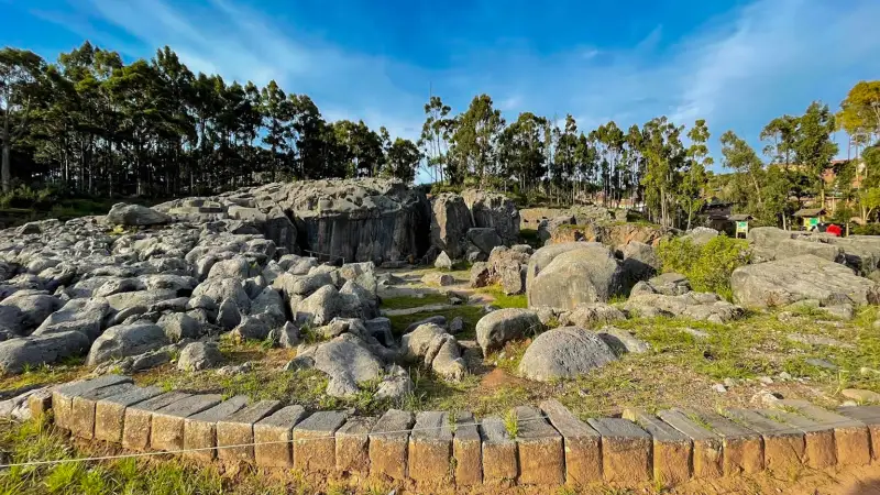 EXPLORA CUSCO Y LOS 4 ATRACTIVOS TURÍSTICOS