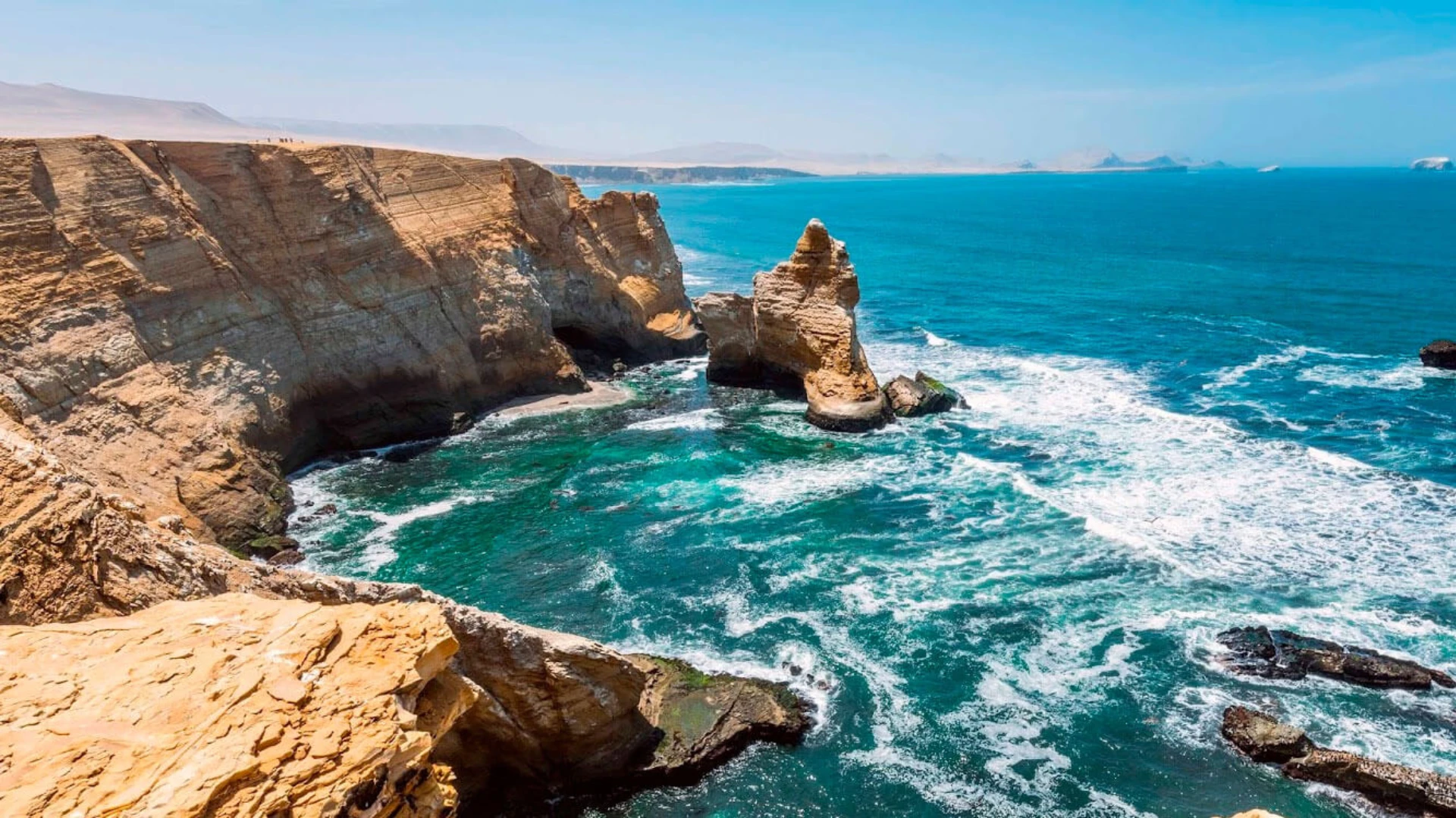 VIAJE A PARACAS, ICA Y SOBREVUELA LAS LÍNEAS DE NAZCA 2D/1N
