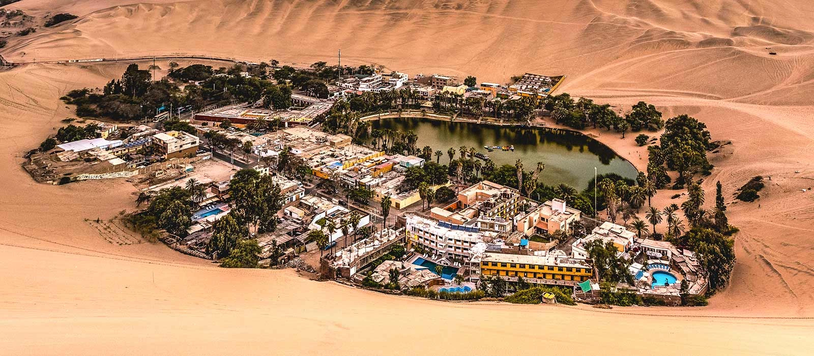 TOUR DE UN DÍA COMPLETO A PARACAS, ICA Y DESIERTO DE HUACACHINA